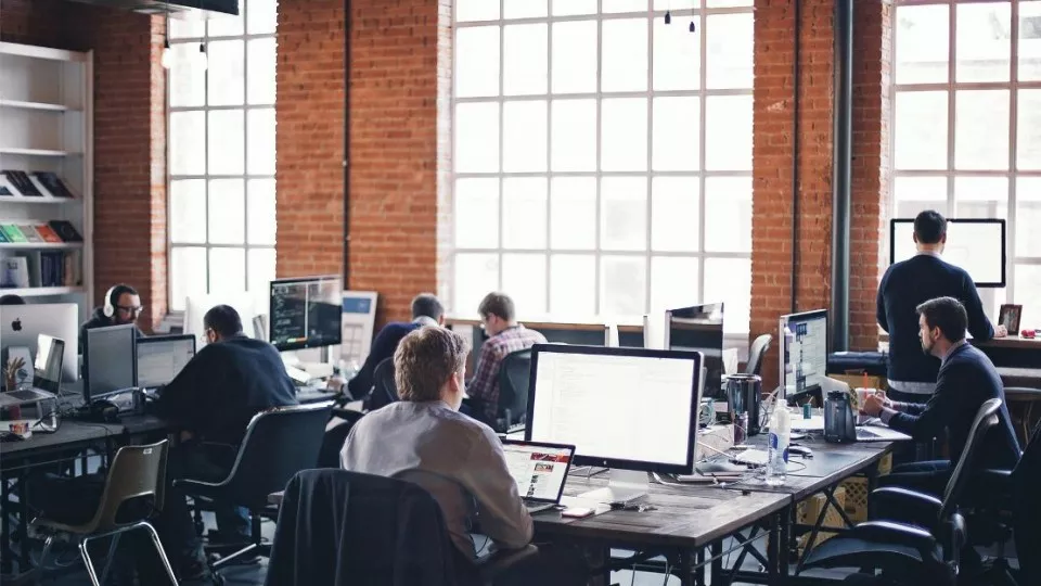 Как выбрать веб-студию в Железногорске по кейсам