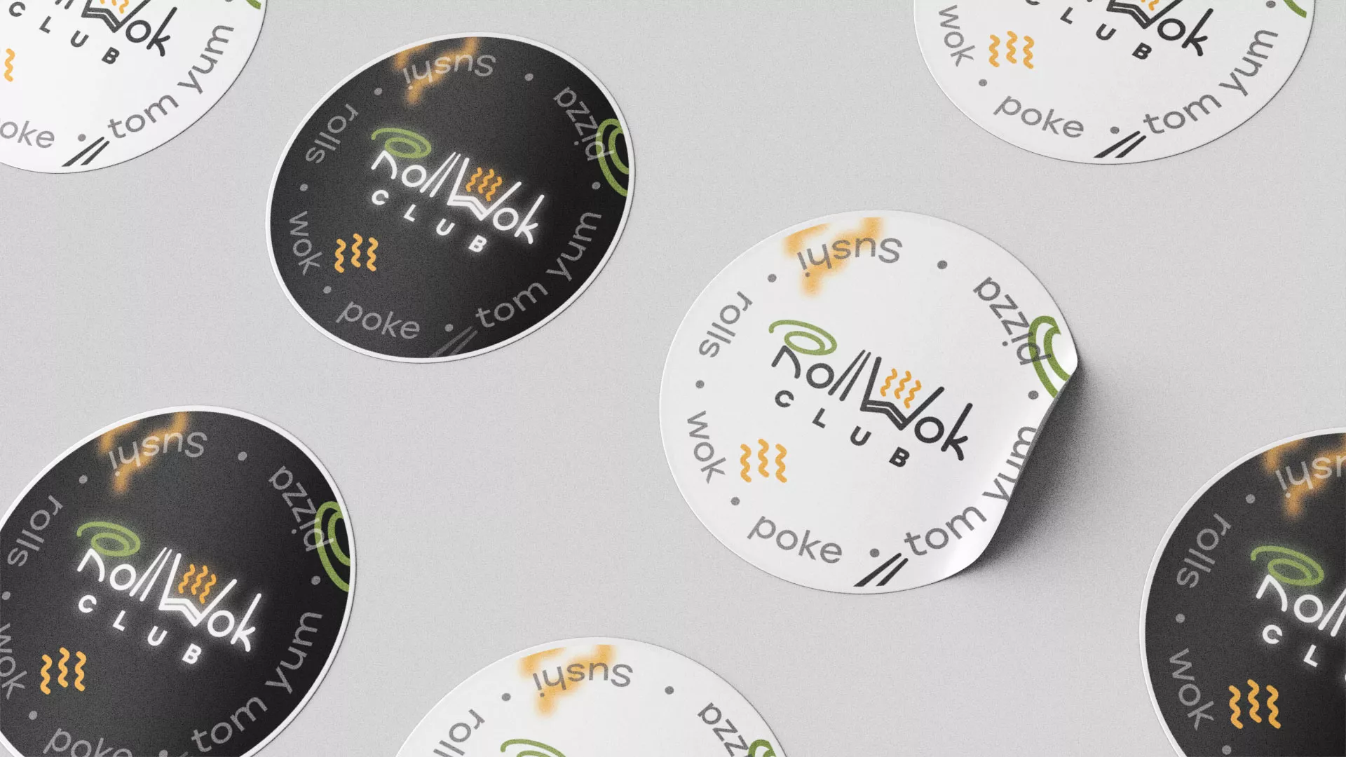 Разработка дизайна наклеек для суши-бара «Roll Wok Club» в Железногорске